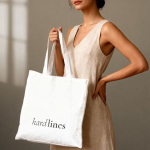 Bolsa de poliéster con asas largas y resistencia de 10kg 300g/m² color blanco sexta vista