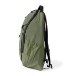 Mochila de poliéster con varios compartimentos y espalda acolchada color verde tercera vista