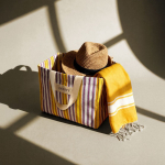 Bolsa de polipropileno de diseño a rayas con acabado mate 200g/m² color rosa quinta vista