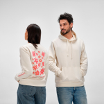 Sudadera de algodón orgánico de mujer cuello redondo 300g/m² Waikiki color beige vista de ambiente