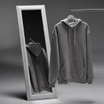 Sudadera de algodón orgánico unisex con capucha 340g/m² Tulum color gris jaspeado vista de ambiente