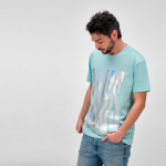 Camiseta de algodón orgánico unisex corte regular 165g/m² Copacabana color verde claro vista de ambiente