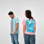 Camiseta de algodón orgánico unisex corte regular 165g/m² Copacabana color verde claro cuarta vista de ambiente