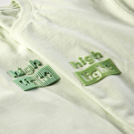 Camiseta de algodón orgánico unisex corte regular 165g/m² Copacabana color verde pastel vista de detalle
