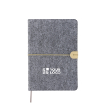 Libreta de fieltro reciclado con cierre de polipiel A5 y hojas a rayas color gris vista de impresión