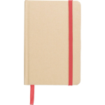 Libreta de cartón reciclado con marca páginas A6 y hojas a rayas color rojo primera vista