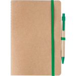 Libreta de cartón reciclado con bolígrafo A5 y hojas en blanco color verde primera vista