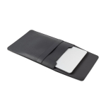 Funda resistente para portátil hecho de piel sintética y tamaño 14” color negro tercera vista