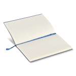 Libreta con tapa blanda de PU y cinta marcapáginas A5 hojas a rayas color azul cuarta vista