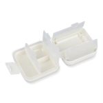 Pastillero de plástico compacto con múltiples compartimentos color blanco quinta vista