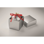 Bola de Navidad para colgar con cinta y presentada en caja de regalo color plateado vista fotografía segunda vista