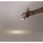 Lámpara de escritorio y linterna 2 en 1 con luz regulable en 3 modos color blanco vista fotografía