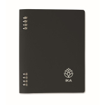 Cuaderno recargable con cubierta de PU reciclado A5 y hojas a rayas color negro vista principal