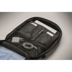 Mochila de viaje de poliéster RPET con compartimento para portátil 20L color negro vista fotografía