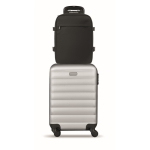 Mochila de viaje de poliéster RPET con compartimento para portátil 20L color negro