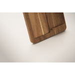 Cargador inalámbrico de madera con soporte de móvil y marco de fotos color madera vista fotografía quinta vista