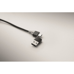 Llavero de aluminio con cable 5 en 1 y diferentes entradas de carga color negro vista fotografía quinta vista