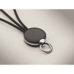 Set de regalo con bolígrafo de metal y llavero con cable de carga 2 en 1 color negro vista fotografía quinta vista