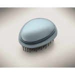 Cepillo de plástico y aluminio para cabello con función desenredante color azul claro vista fotografía tercera vista