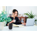 Altavoz inalámbrico recargable con cable USB-C con potencia de 8W color gris oscuro segunda vista bodegón