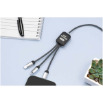 Cable de carga 3 en 1 con logotipos iluminados SCX.design color negro imagen de estilo de vida