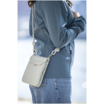 Bolsa organizadora accesorios resistente al agua con RFID color gris claro imagen de estilo de vida 2