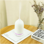 Humidificador con luz LED 7 colores y temporizador Prixton color blanco imagen de estilo de vida