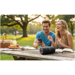 Altavoz inalámbrico con micrófono y carga USB-C Prixton 30W color negro imagen de estilo de vida