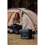 Nevera portátil con correa ajustable y bolsillos Nordic Drift Storm10L color negro vista de ambiente 3