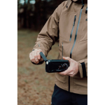 Radio de emergencia con powerbank Nordic Drift Titan 4000mAh color negro vista de ambiente 2
