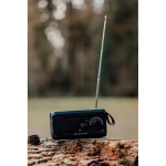 Radio de emergencia con powerbank Nordic Drift Titan 4000mAh color negro vista de ambiente 4