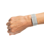 Pulsera de salud ultradelgada con app y resistencia agua 1ATM color gris cuarta vista