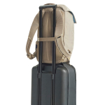 Mochila minimalista con solapa magnética para PC 16” Thule Paramount color beige sexta vista