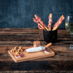 Cortador de queso con tabla DE MADERA y cuchillo extraíble Boska color marrón vista de ambiente