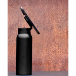 Botella termo con anillo magnético para móvil MagSafe® 710ml Ringo Pro color negro vista de ambiente 3