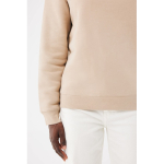 Sudadera unisex cuello redondo y felpa modern fit 340 g/m2 Iqoniq Torla color camel quinta vista con modelo