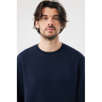 Sudadera unisex cuello redondo y felpa modern fit 340 g/m2 Iqoniq Torla color azul marino cuarta vista con modelo