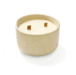 Vela aromática en cuenco cerámico con doble mecha de madera 320g color beige cuarta vista