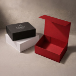 Caja de presentación de cartón rígido con cierre magnético 1200 g/m² color rojo quinta vista