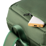 Mochila acolchada de poliéster reciclado con apertura superior 15'' color verde oscuro vista detalle 6