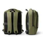 Mochila ejecutiva de piel sintética con doble bolsillo acolchado 17” color verde oscuro vista detalle 5