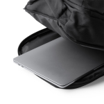 Mochila de poliéster eco con compresión al vacío con bomba eléctrica 15” color negro vista detalle 3