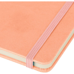 Libreta tapa de PU reciclado con marcapáginas A5 y hojas a rayas color rosa cuarta vista