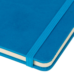 Libreta tapa de PU reciclado con marcapáginas A5 y hojas a rayas color azul claro segunda vista
