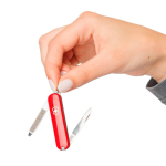 Navaja de acero inoxidable formato llavero Victorinox con 6 funciones color rojo quinta vista