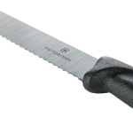 Set de cocina de acero inoxidable con 2 cuchillos y pelador Victorinox color negro tercera vista