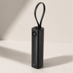 Power bank de aluminio reciclado con cable tipo C integrado 5000mAh