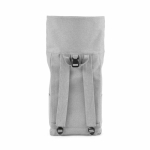 Mochila ecológica roll-top con base reforzada y bolsillo frontal 16L color gris claro tercera vista