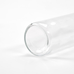 Botella cilíndrica de vidrio con tapa de rosca antigoteo 520ml color transparente vista de detalle