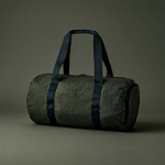 Bolsa de gimnasio de nylon reciclado con compartimento para calzado color verde oscuro